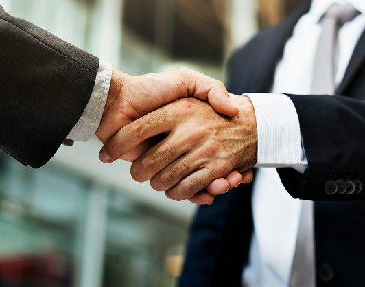 curated-lifestyle-gOez03tUGCc-unsplash 1